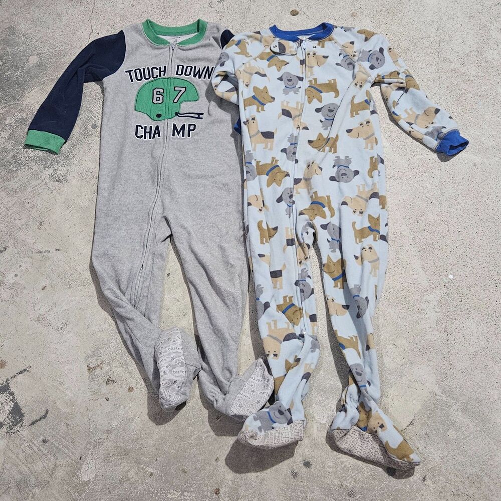 Boy's Carter Brand Footie Pajamas, Full Zipper, Size 5/5T